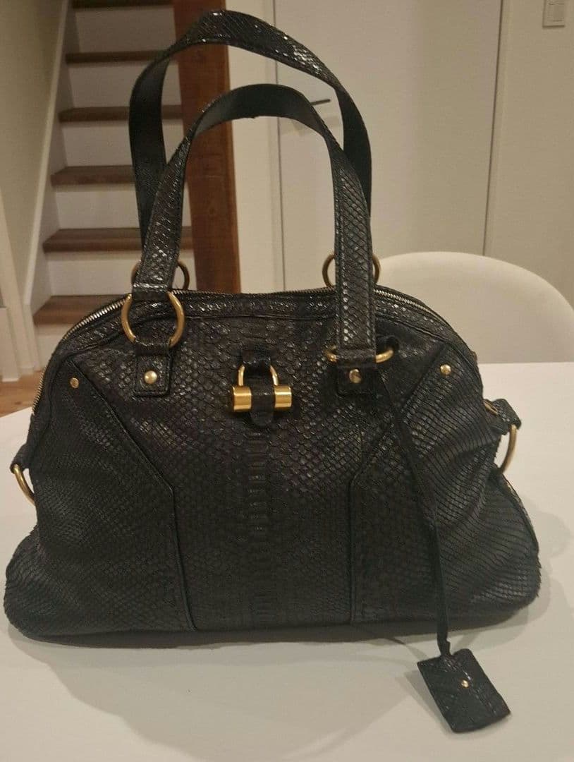 バッグ Yves Saint Laurent MUSE Python Leather