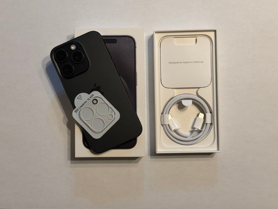 Apple iPhone 15 Pro 256GB ブラックチタニウム