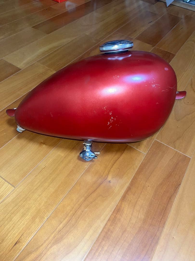 ピーナッツタンク　バイク