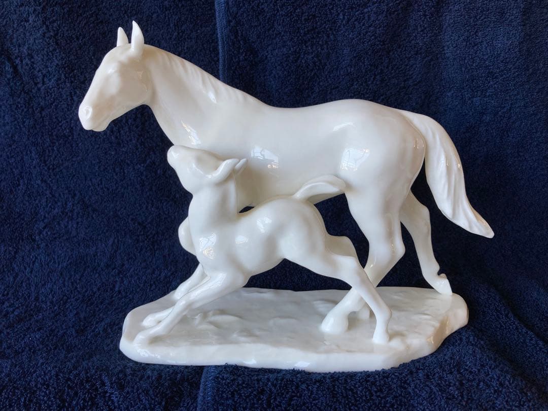 2026年の干支　★お値下げ★　ノリタケ 白馬の親子 置物