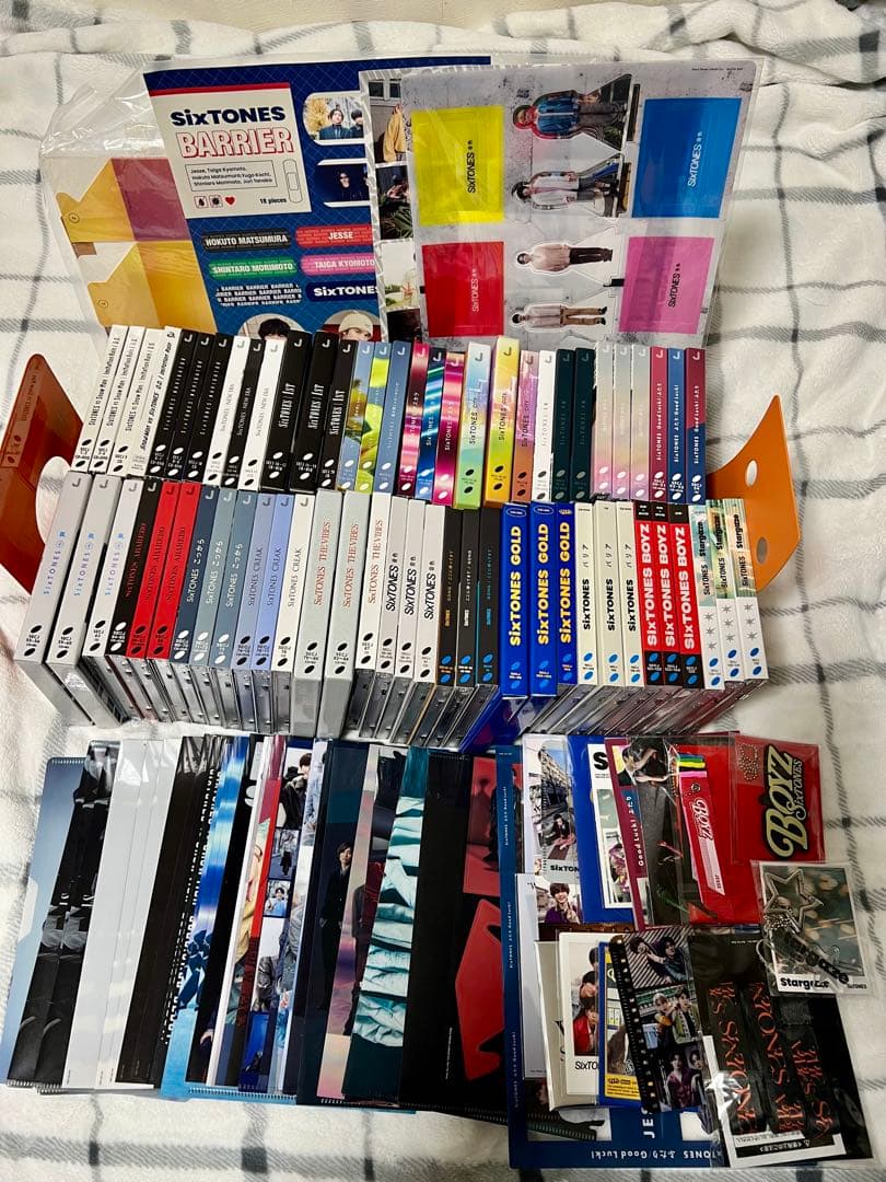【特典付き】SixTONES 全シングル、全アルバム、コンプ64枚 まとめ売り