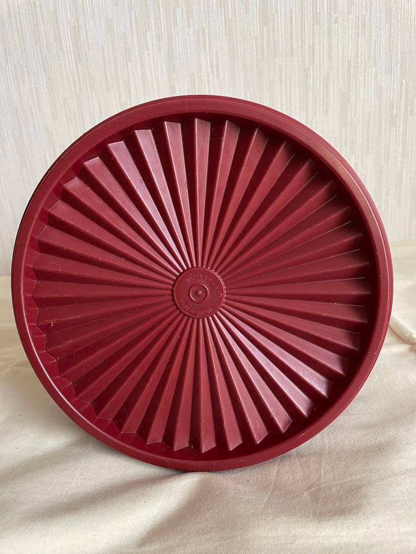 タッパーウエア 蓋付き保存容器 4個セット 昭和レトロ