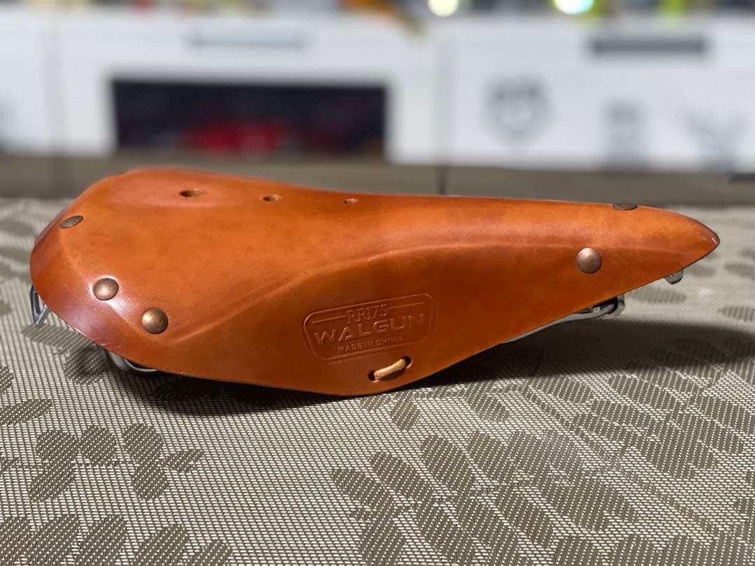 新品未使用★WALGUN レザーサドル BROOKS B17 MATEに最適♪