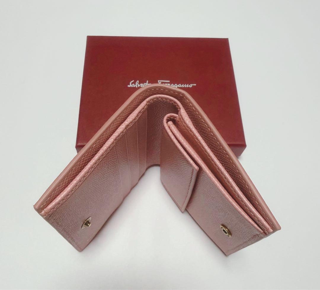 ショコラりぼん様　新品 Ferragamo フェラガモ ガンチーニ