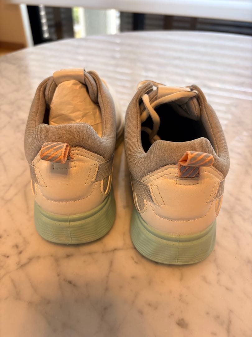 『未使用』ecco ホワイト ゴルフ シューズ(女性用)