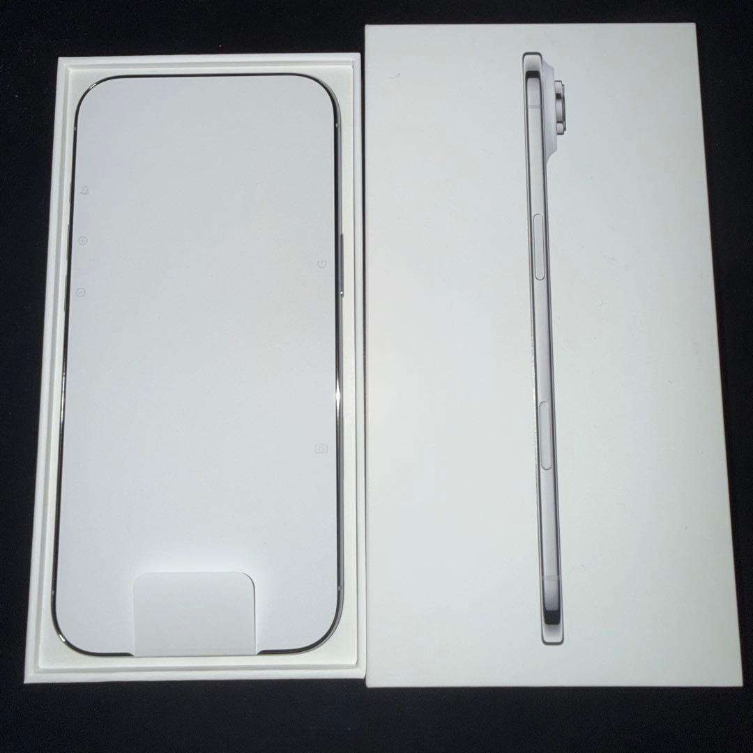 iPhone Air 本体 充電コード付き 新品未使用