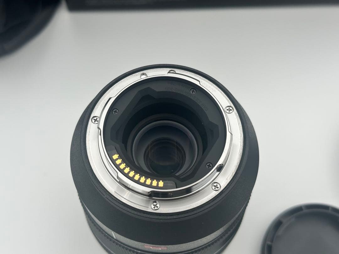 新品同様　パナソニック　lumix 16-35 f4 広角ズームレンズ