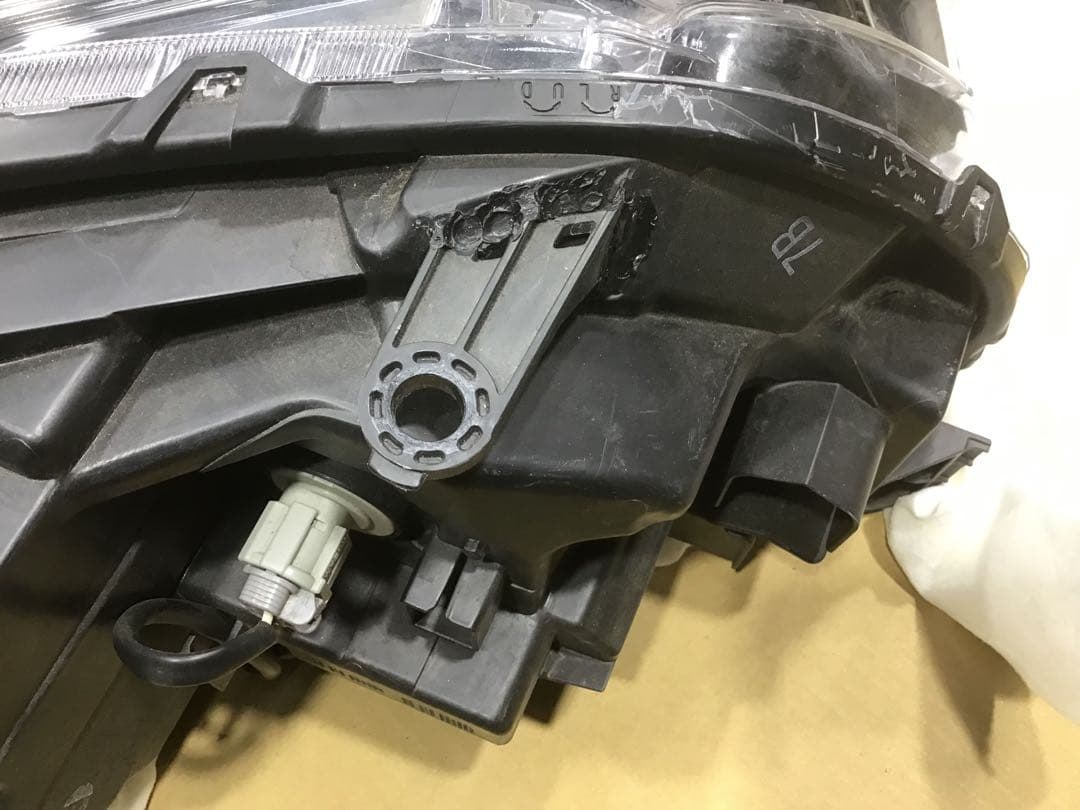 インプレッサスポーツ アドバンス LED ヘッドライト 左