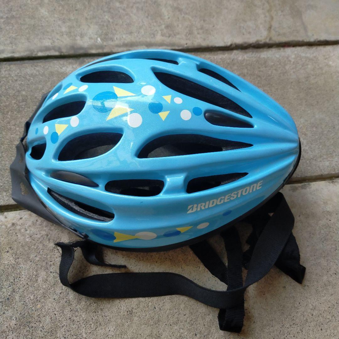 【さいたま市引き取り限定】あさひ子供自転車22インチ、ヘルメット附属