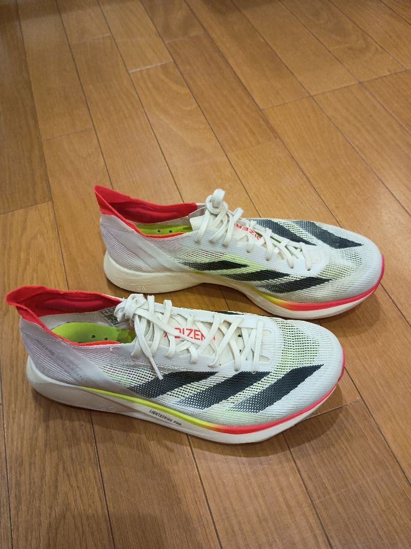 adidas　ADIZERO タクミセン10　26cm