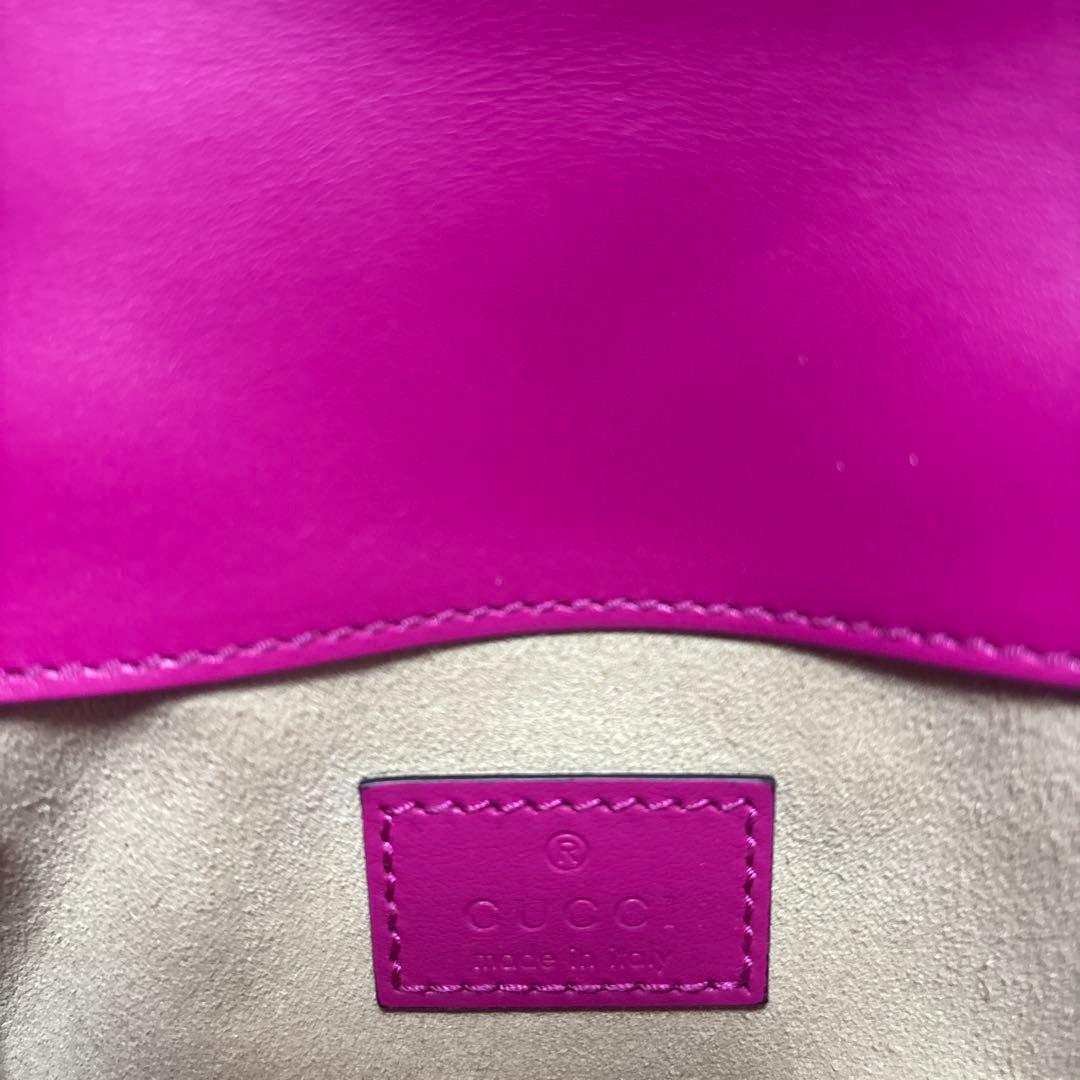Gucci ピンク ショルダーバッグ
