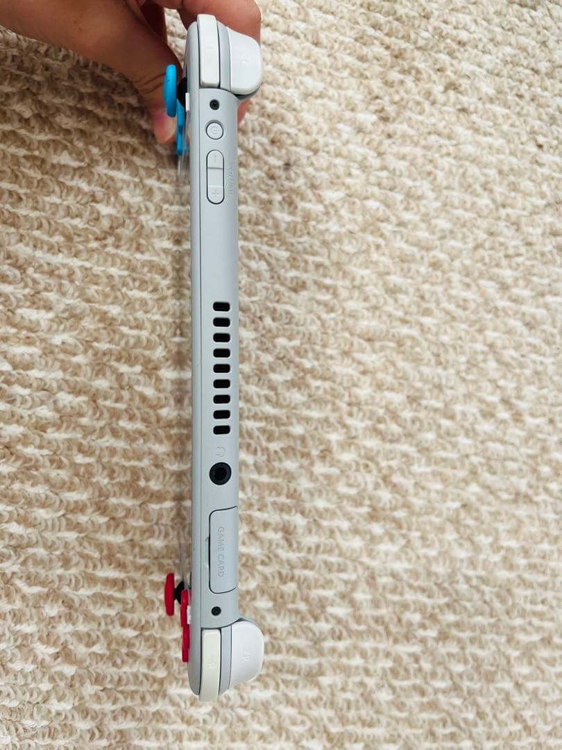 Nintendo Switch Lite ポケモンデザイン　ザシアン◦ザマゼンタ