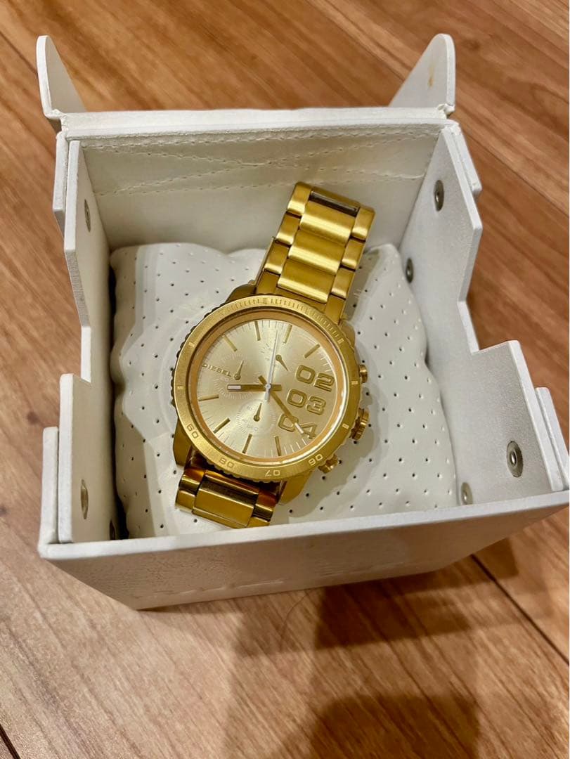 DIESEL ディーゼル クロノグラフ ゴールドカラー DZ-5302