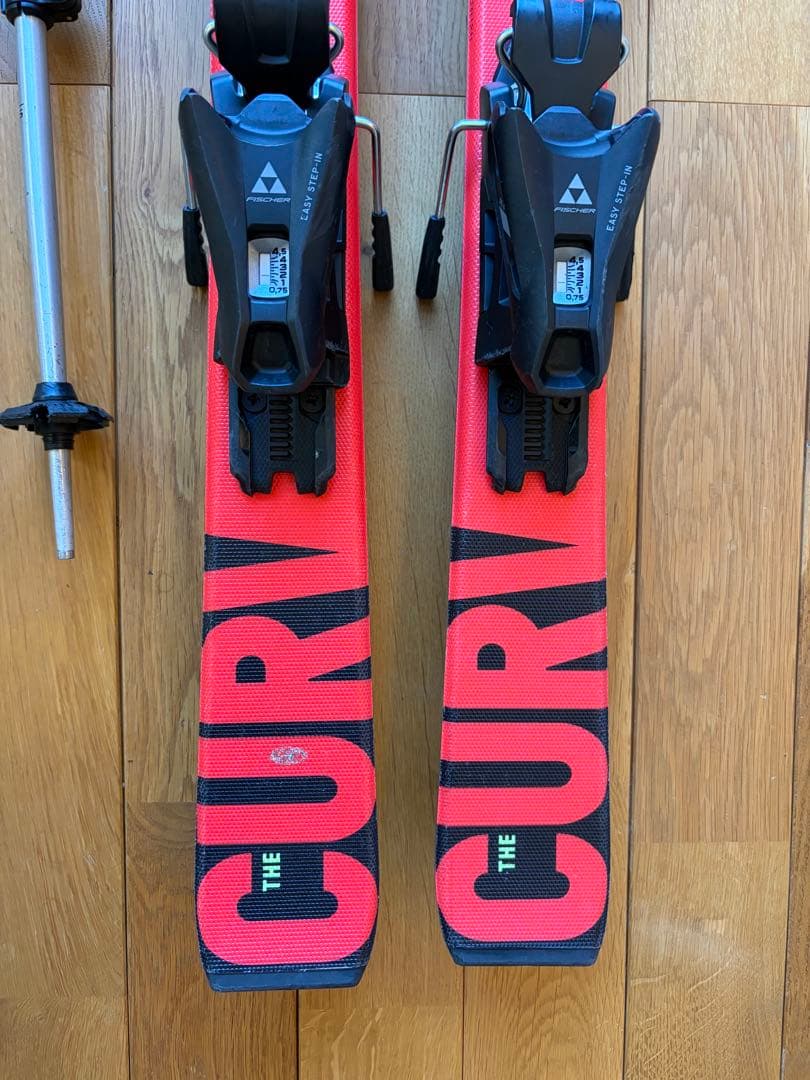 FISCHER FS4 110cm スキー板、ストック付き
