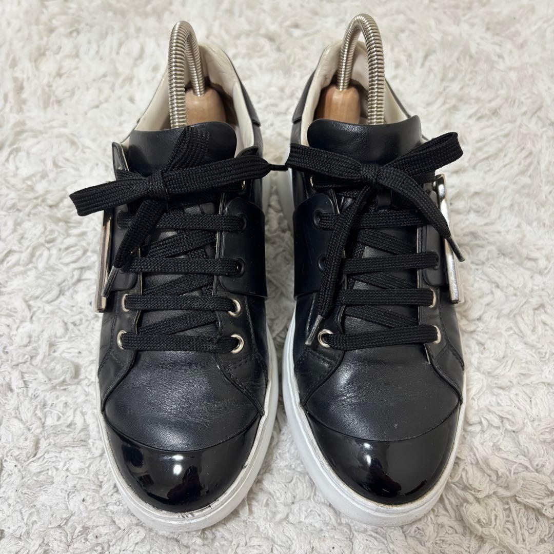 18万✨ロジェヴィヴィエ ヴィヴスケート スニーカー ブラック メタルバックル