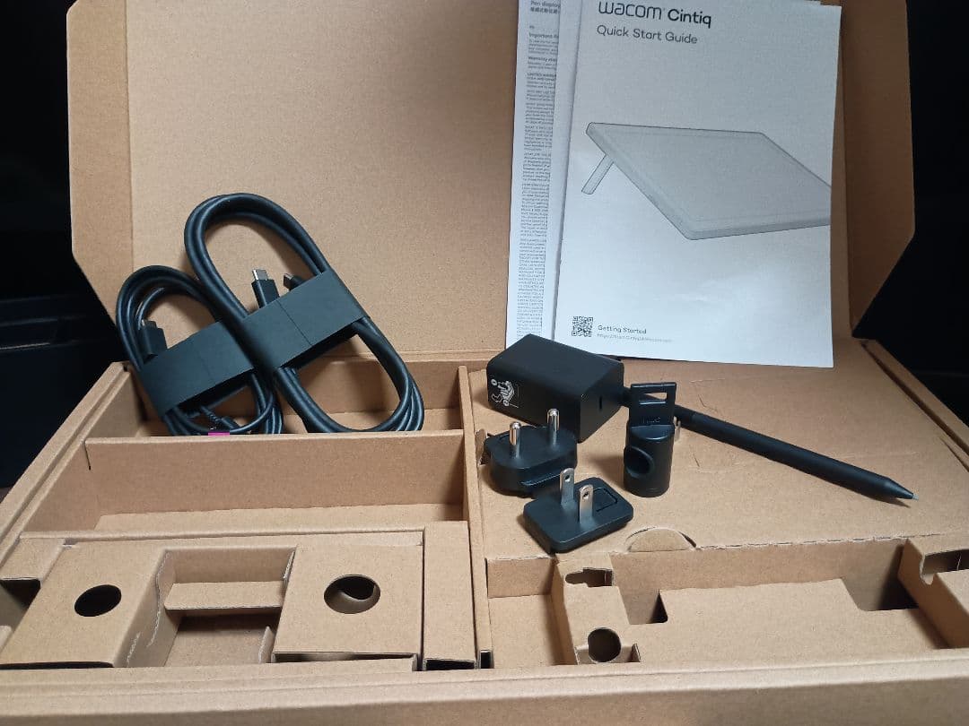 Wacom Cintiq 16 (DTK168) 美品