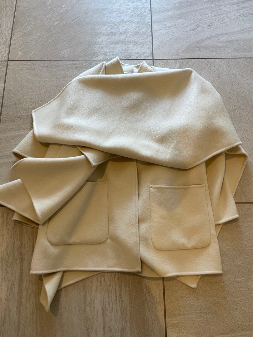 ZARA ホワイトコート　新品タグ付き　XS