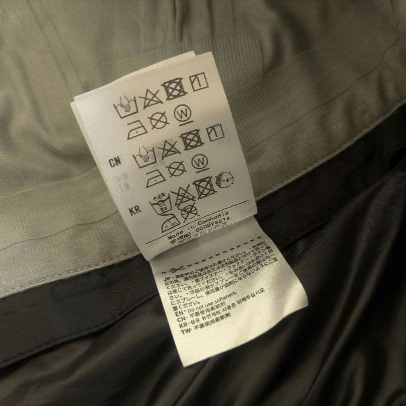 新品 phenix スキーウェア　ジャケット 収納袋付き