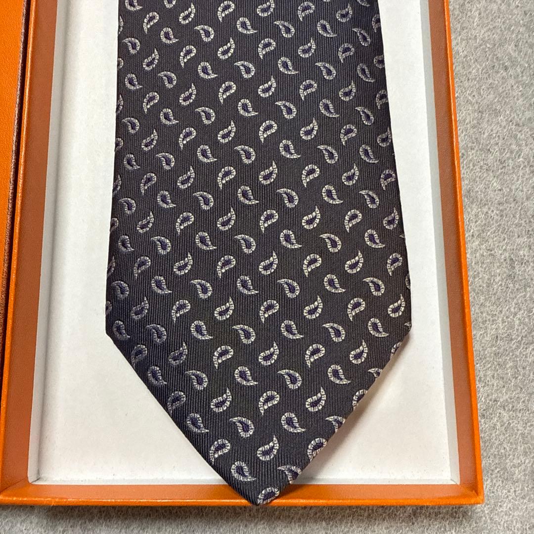 美品　エルメス　ネクタイ　グレー・紫　ペイズリー柄　シルクジャガード