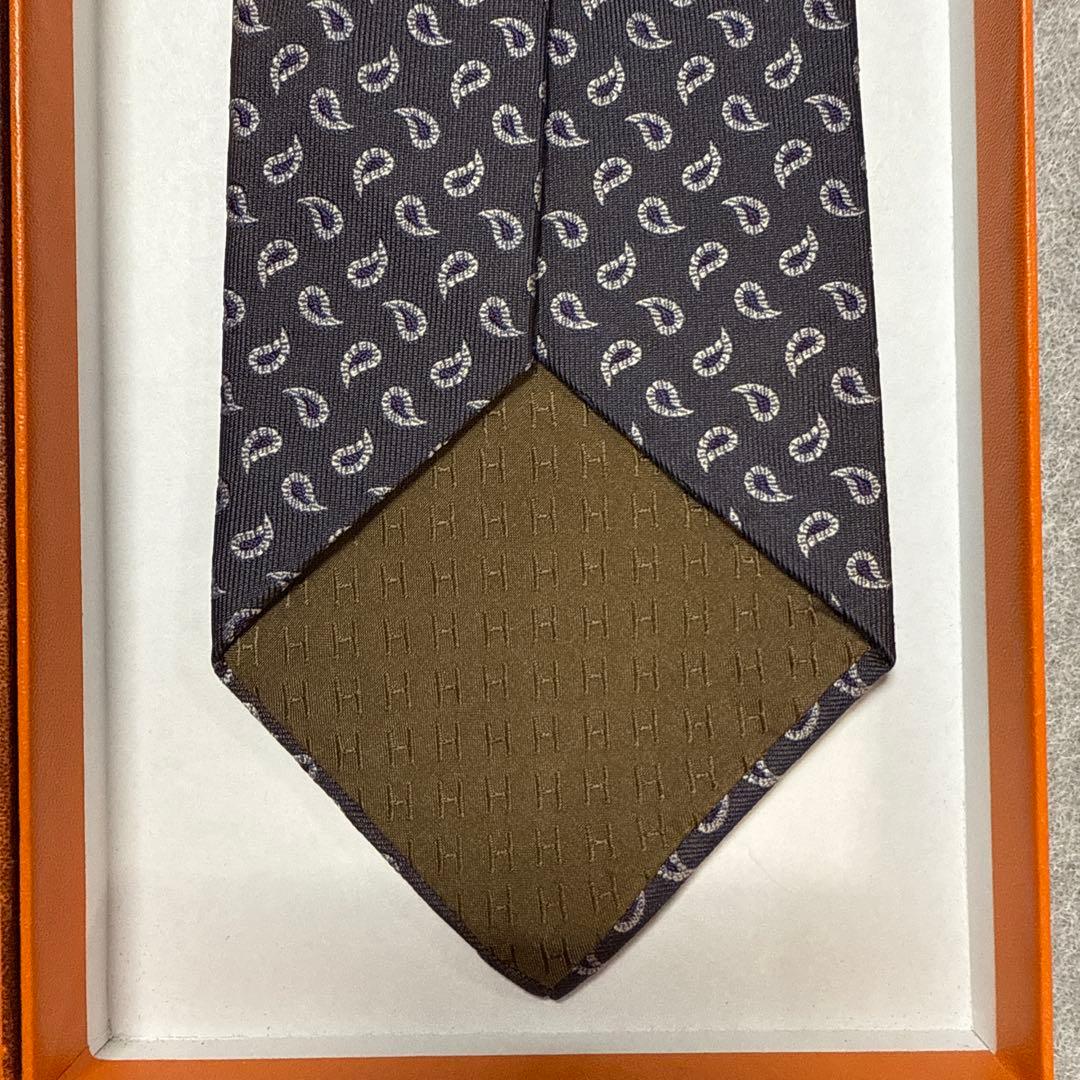 美品　エルメス　ネクタイ　グレー・紫　ペイズリー柄　シルクジャガード