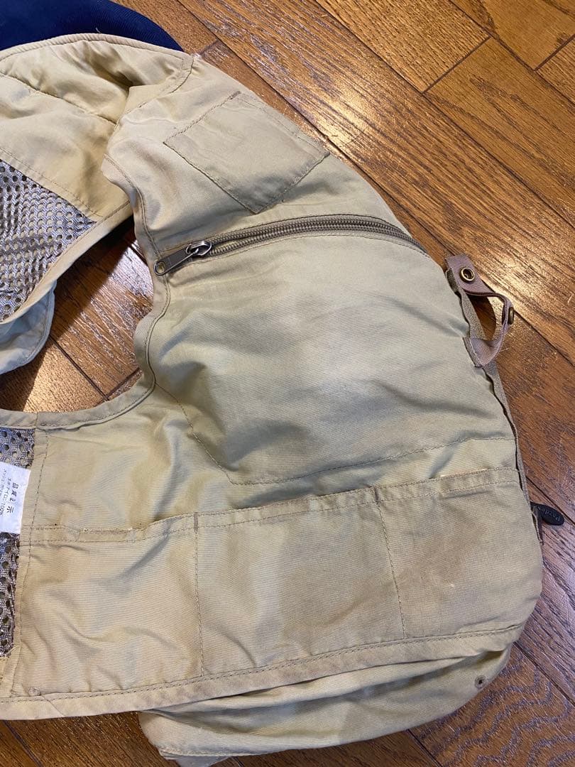 岩井渓一郎プロモデルベスト Ｍサイズ