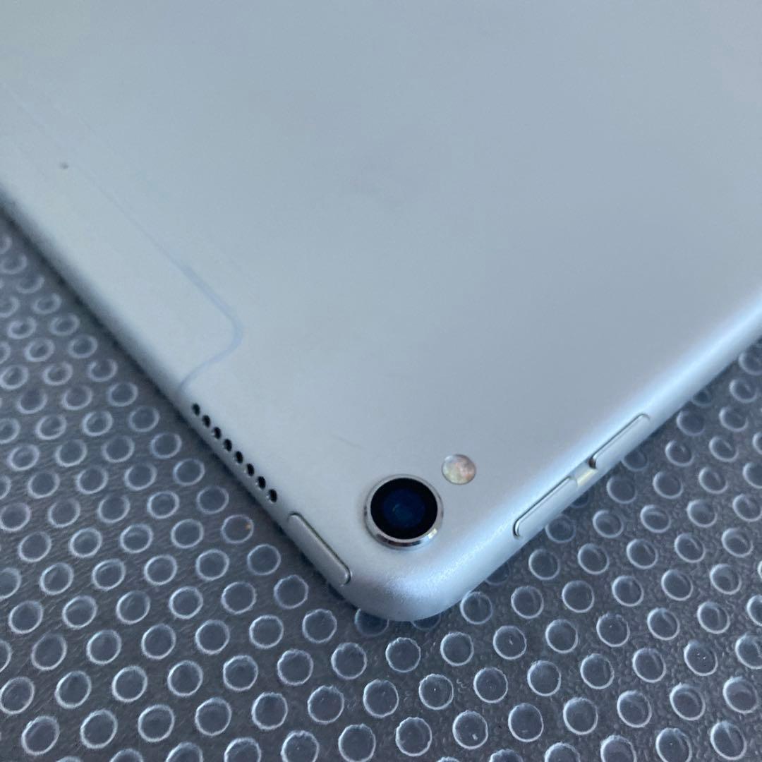 747【早い者勝ち】比較的美品☆iPadPro64GB10.5インチSIMフリー