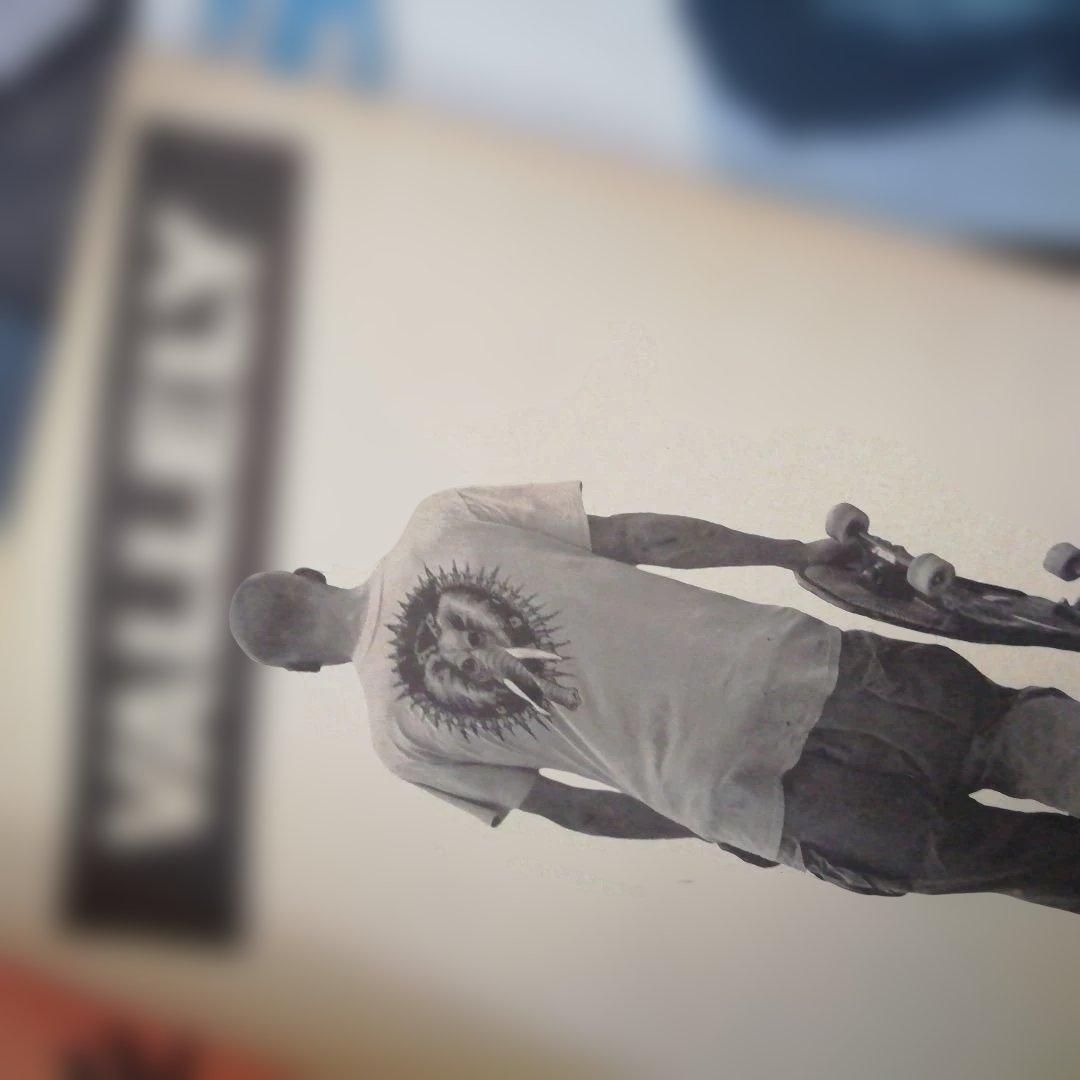 SLAP skateboard magazine THRASHER　Ollie