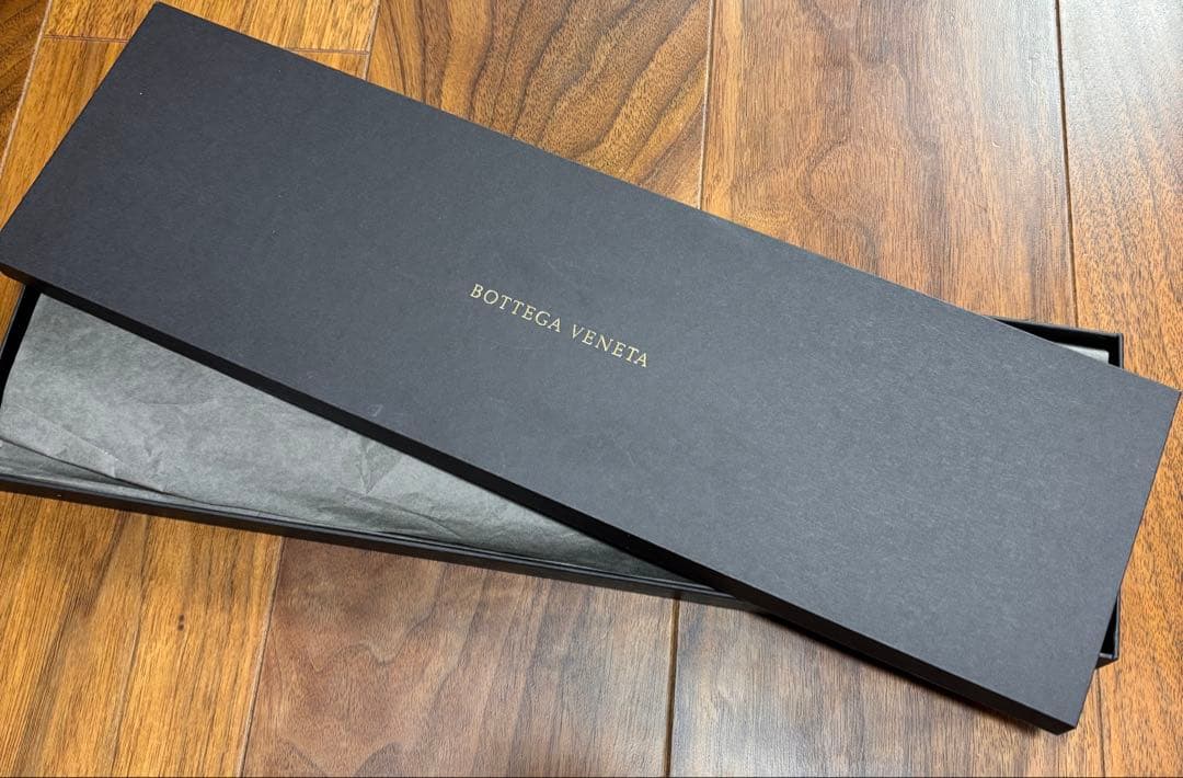 ボッテガヴェネタ　ネクタイ　イントレチャート柄