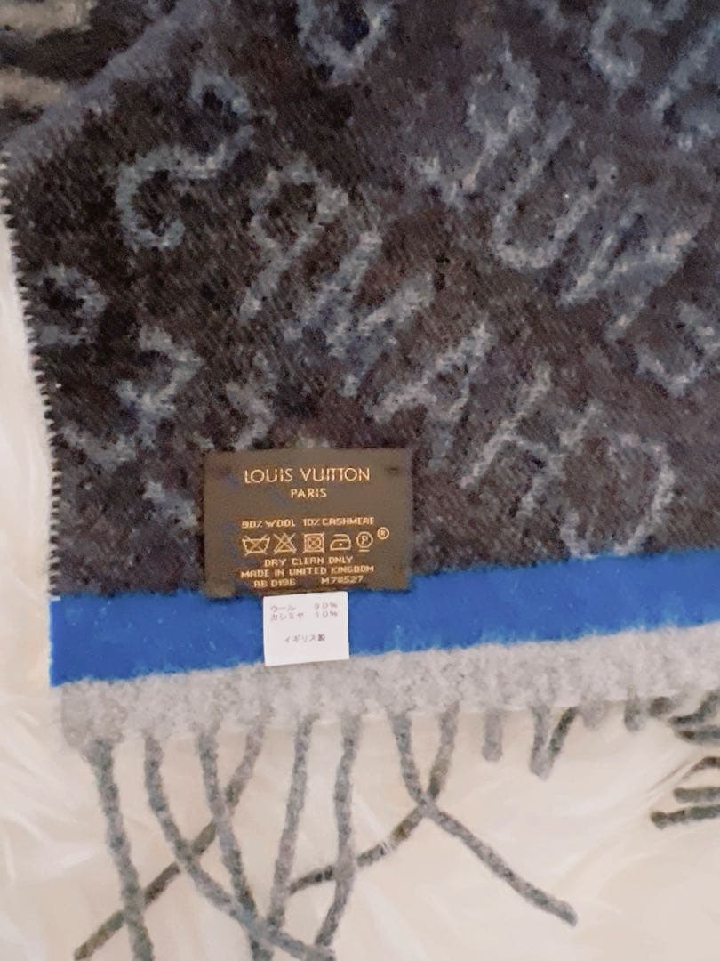 専用　LOUIS VUITTON エシャルプトランクスタンプス　マフラー