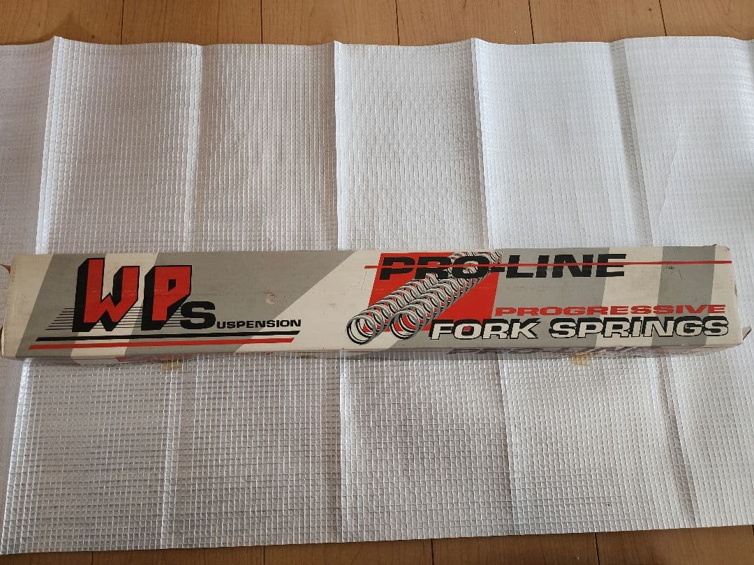 ホンダ　CB 900F用 ホワイトパワー製Fフォークスプリング