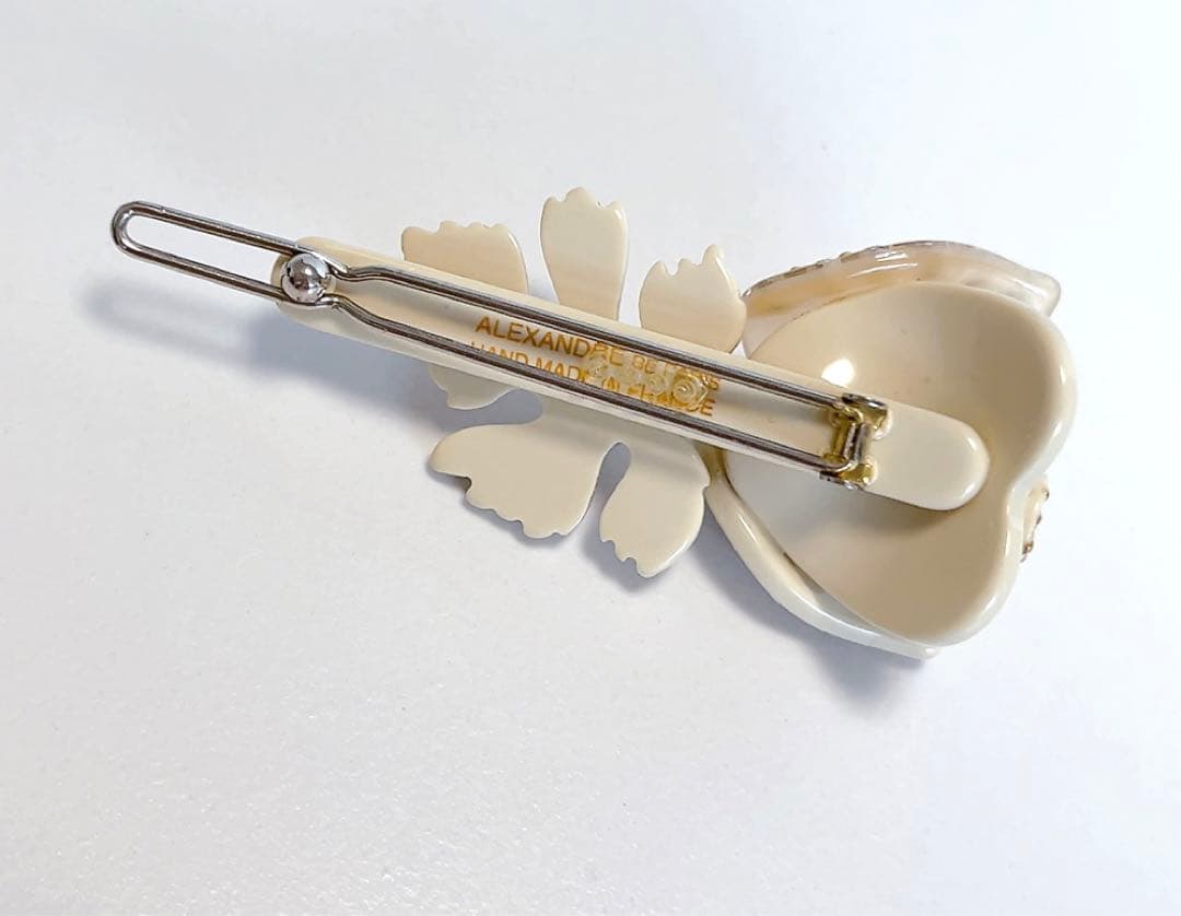 アレクサンドルドゥパリ　ヘアピン　ベージュ　つぼみ　スワロフスキー　キラキラ