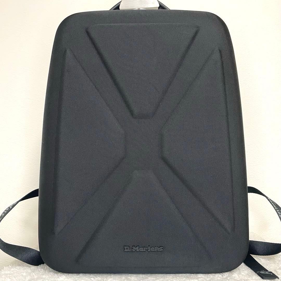 Dr.Martens ドクターマーチン ハードシェル リュック バックパック 黒