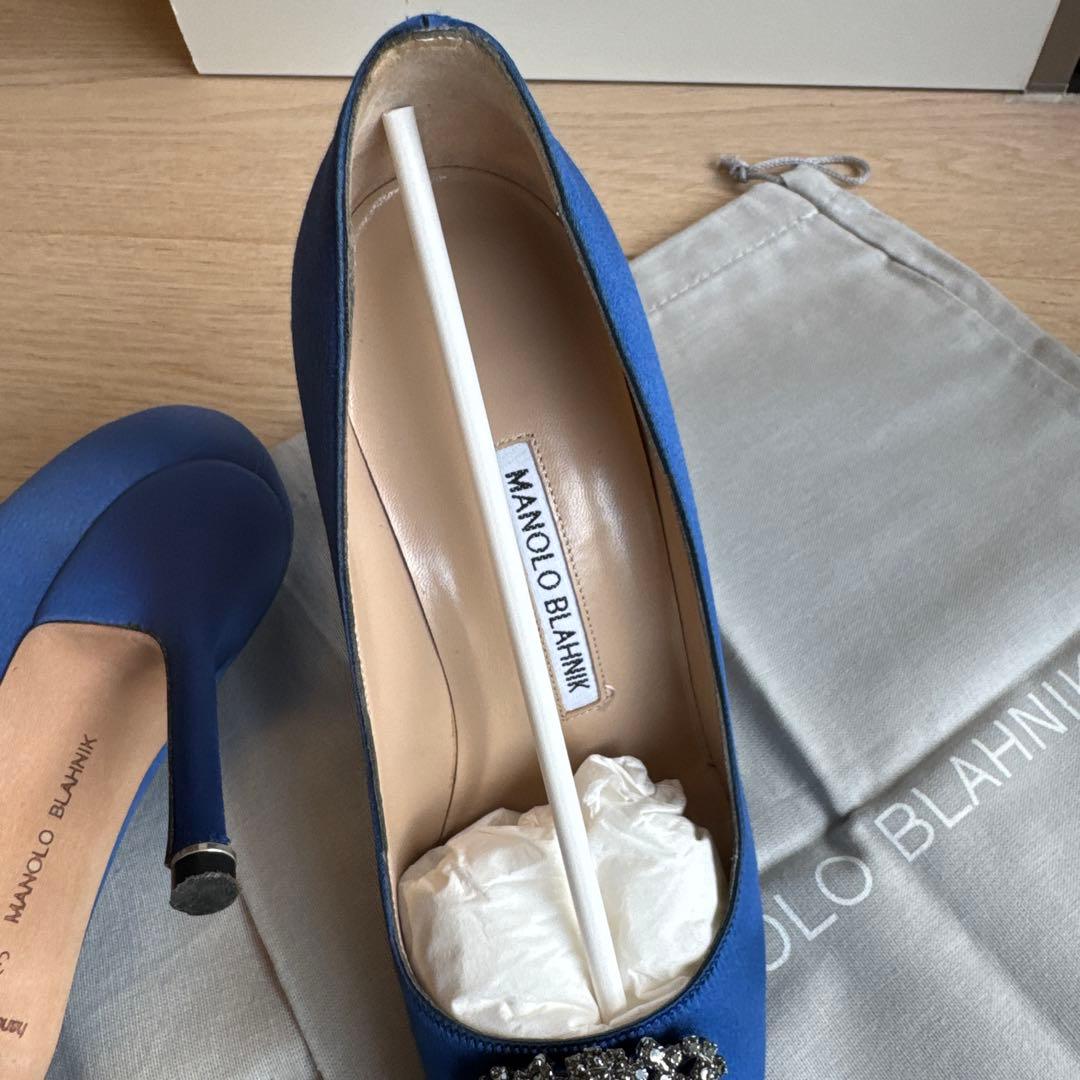 MANOLO BLAHNIK ハンギシ