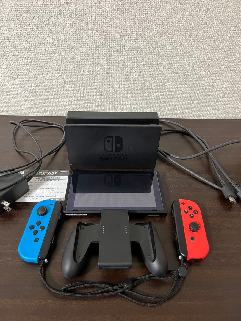 Nintendo Switch 本体&付属品完備　2022年購入