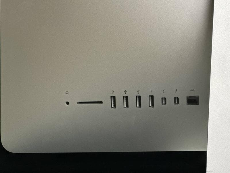 良品/iMac 2015/i7-5775搭載 21.5モデル/SSD256