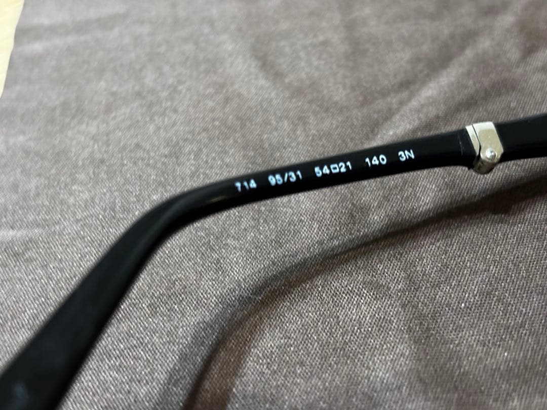 Persol ペルソール 折り畳み式　サングラス 714 95/31