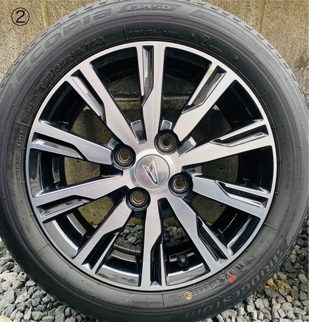 ①DAIHATSU ダイハツ純正品 LA150S 14インチ