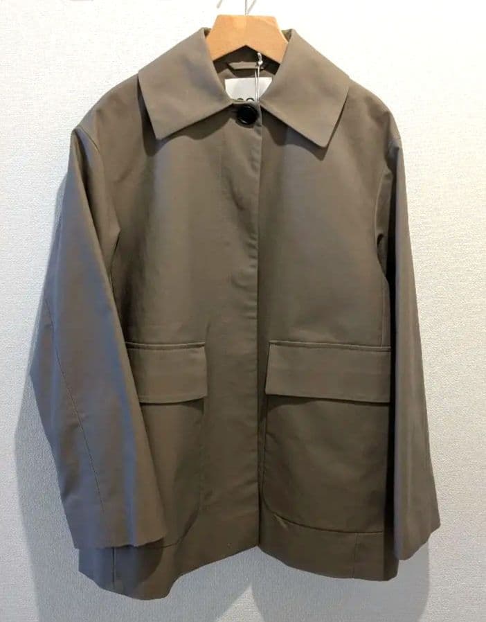 【新品タグ付き】COS 襟付きコットンカージャケット