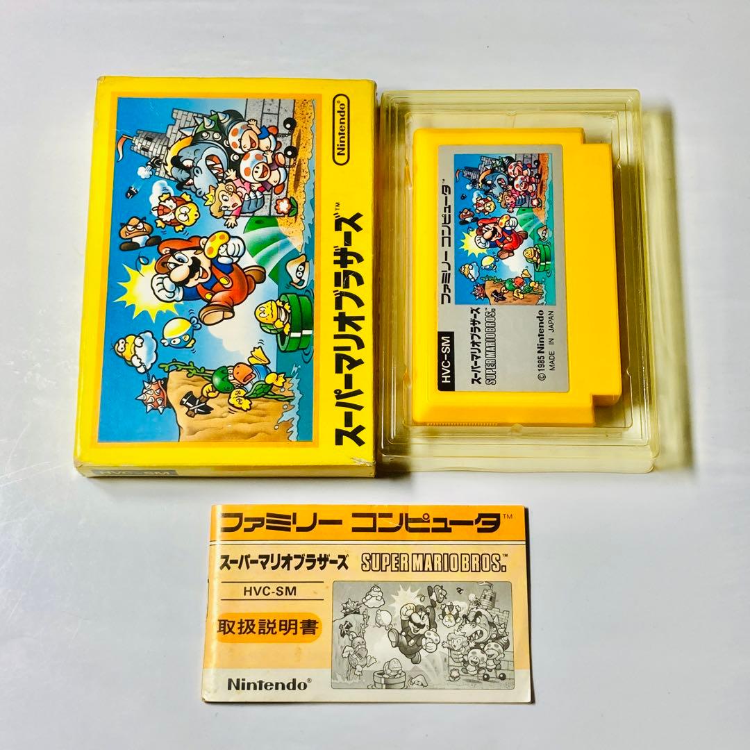 ファミリーコンピュータ【スーパーマリオブラザーズ】箱説明書つき【oka】