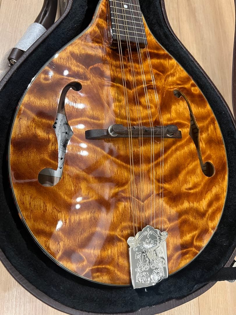 は*か様 オークションに変更しました！ほぼ未使用　フラットマンドリン　インペリア