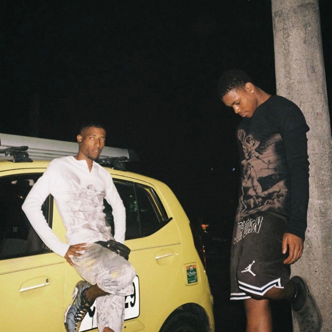 VALLAD V.HENRY NECK L/S BLACK Mサイズちょい値下げ