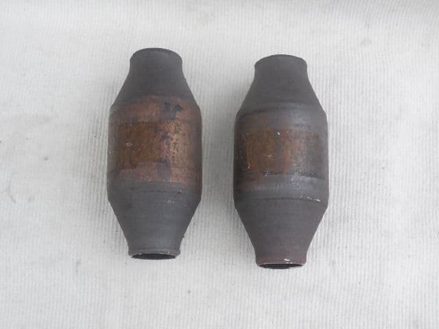 触媒 18 クラウン GD8 トヨタ 純正 キャタライザー コンデンサー