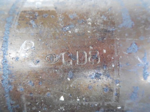 触媒 18 クラウン GD8 トヨタ 純正 キャタライザー コンデンサー