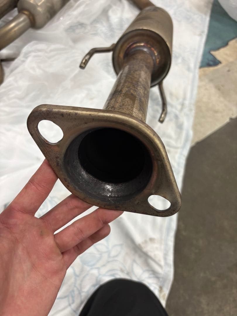 e12ノート　EXAS マフラー