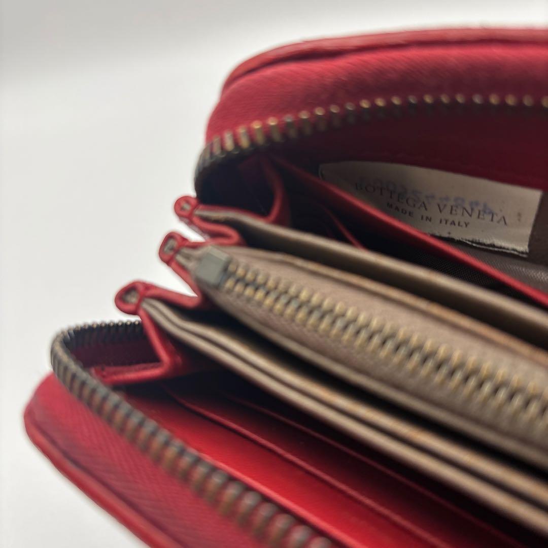 ◆正規品◆ボッティガヴェネタイントレチャート ラウンドファスナー長財布ブラック