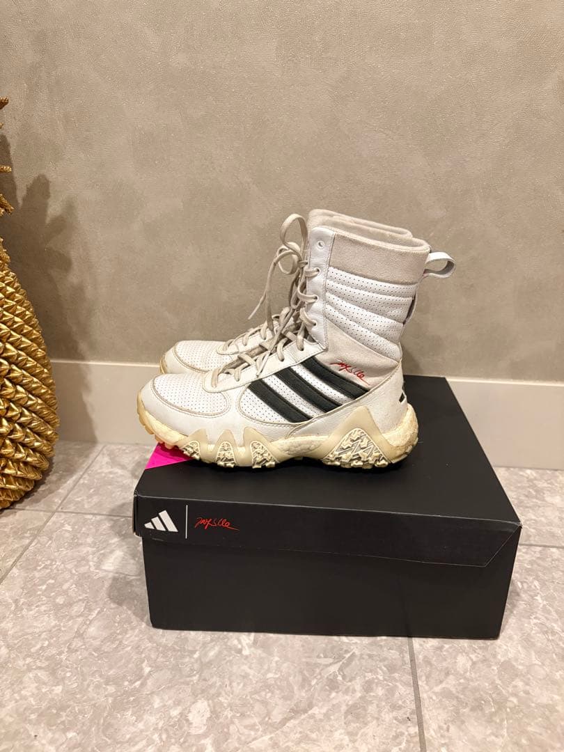 完売品　定価33000円　コードカオス JAY3LLE レディースゴルフシューズ