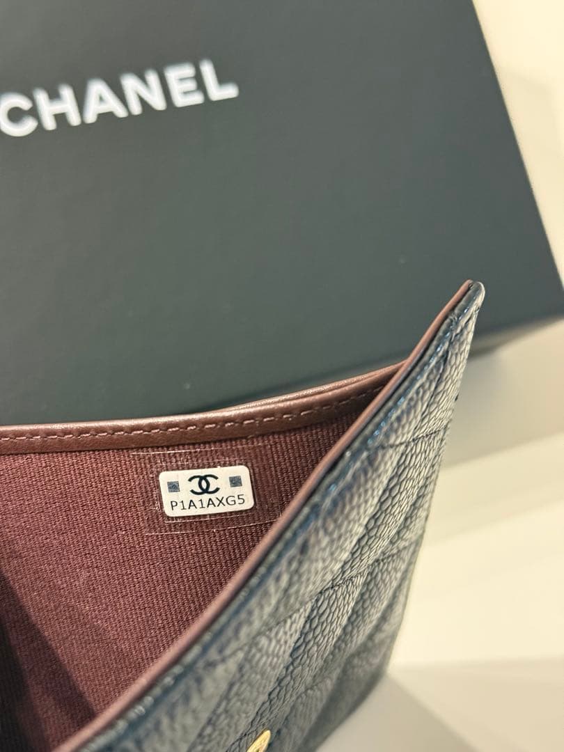 シャネル 財布 クラシックスモールフラップウォレット マトラッセ キャビアスキン