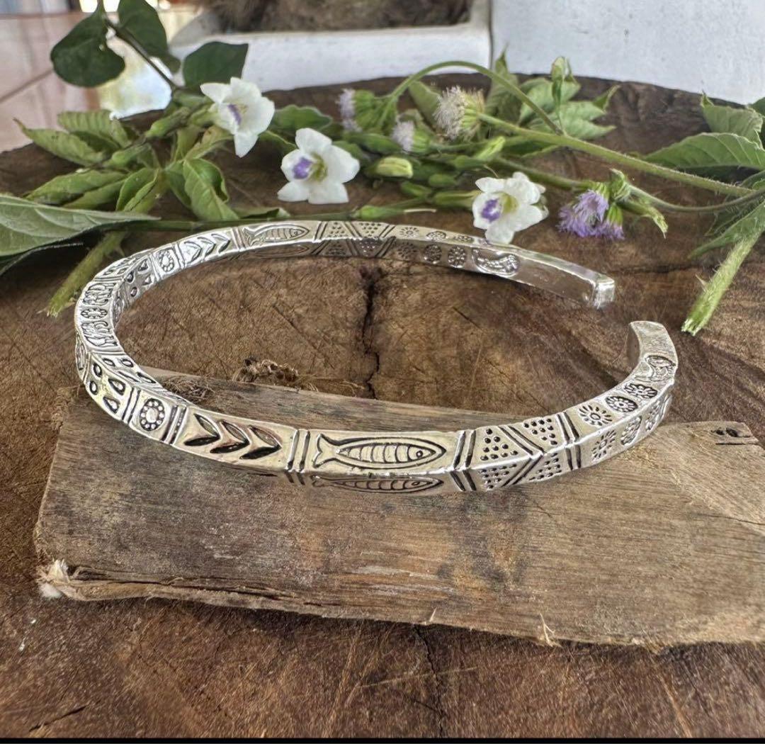 カレンシルバー バングル ブレスレット 95 ハンドメイド エスニック　シルバー
