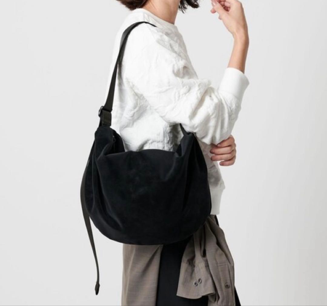 ビューティーアンドユース　ショルダーバッグ　ギャザー　ラウンド　アローズ