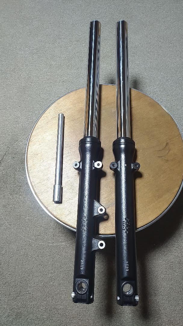 ヒロシHONDA　REBEL250 純正　フロントフォーク